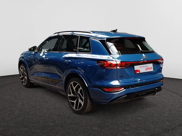 AUDI Q6 e-tron (2025) — foto 18 van 24