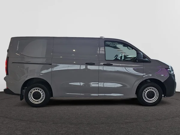 VOLKSWAGEN Transporter T7 30 Fou Swb (2026) — foto 17 van 27