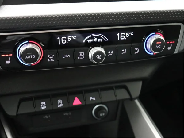 AUDI A1 Allstreet (2025) — foto 2 van 16
