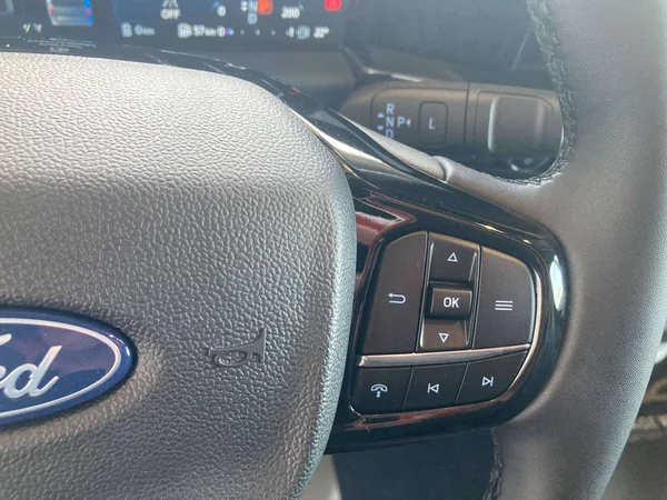 Ford Transit Custom — foto 8 van 22