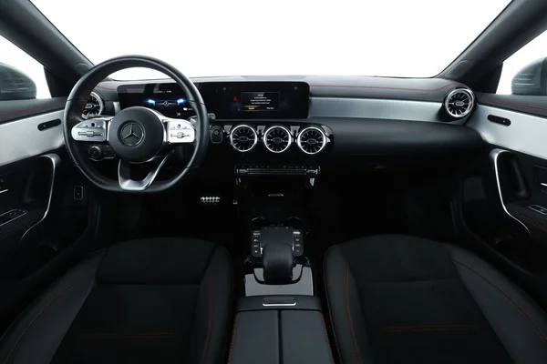 Mercedes-Benz CLA-Klasse (2023) — foto 3 van 16