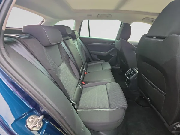 SKODA Octavia Combi (2021) — foto 11 van 24