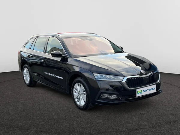 SKODA Octavia Combi (2024) — foto 8 van 20