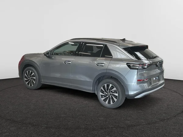 VOLKSWAGEN T-Roc (2026) — foto 16 van 22