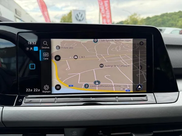 VOLKSWAGEN Golf Variant VIII Dsl (2022) — foto 14 van 29