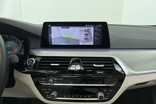 BMW 5 (G30) (2019) — foto 5 van 19