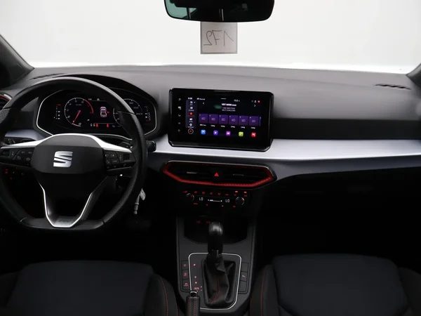 SEAT Ibiza (2024) — foto 4 van 25