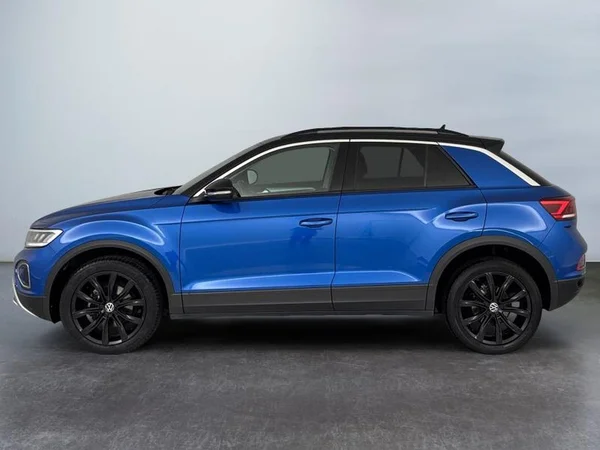 VOLKSWAGEN T-Roc (2022) — foto 13 van 17