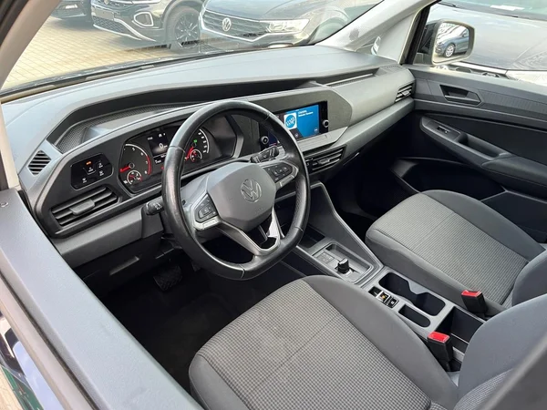 VOLKSWAGEN Caddy Maxi (2024) — foto 15 van 20