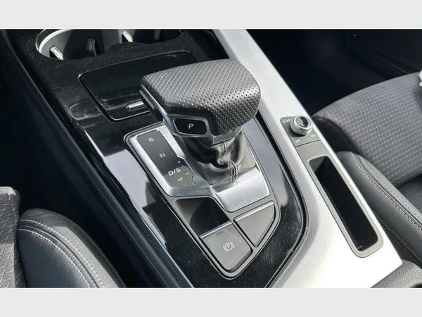 Audi A4 Avant (2023) — foto 14 van 36