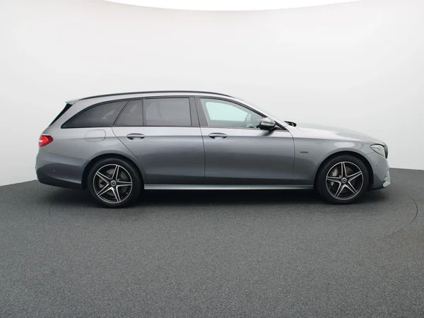 Mercedes-Benz E-Klasse (2020) — foto 29 van 32