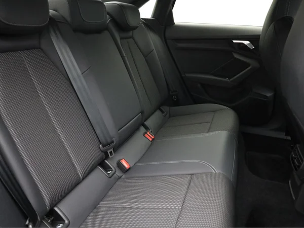 AUDI A3 Sedan (2024) — foto 20 van 20