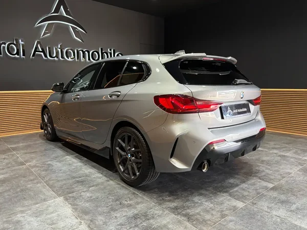 Bmw 118 (2023) — foto 22 van 25