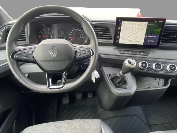 Renault Master (2025) — foto 3 van 22