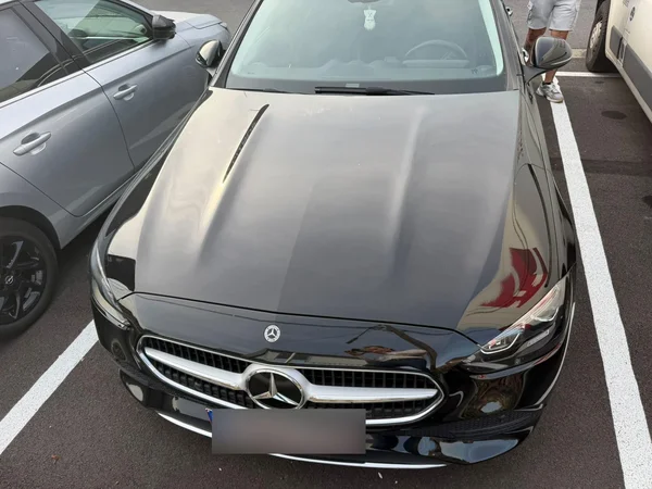 Mercedes-Benz C-Klasse (2023) — foto 14 van 18