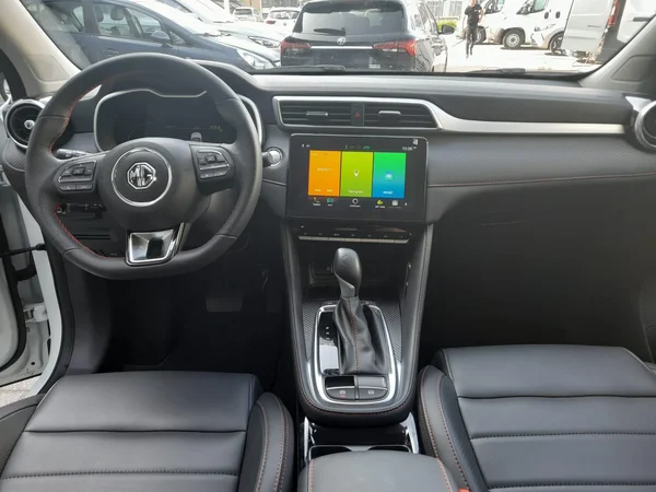 MG ZS (2024) — foto 17 van 19