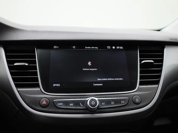 Opel Crossland (2022) — foto 20 van 37