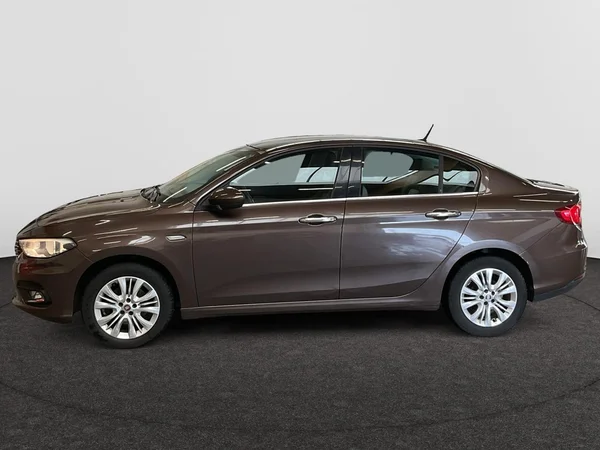 FIAT Tipo Sedan (2016) — foto 12 van 22