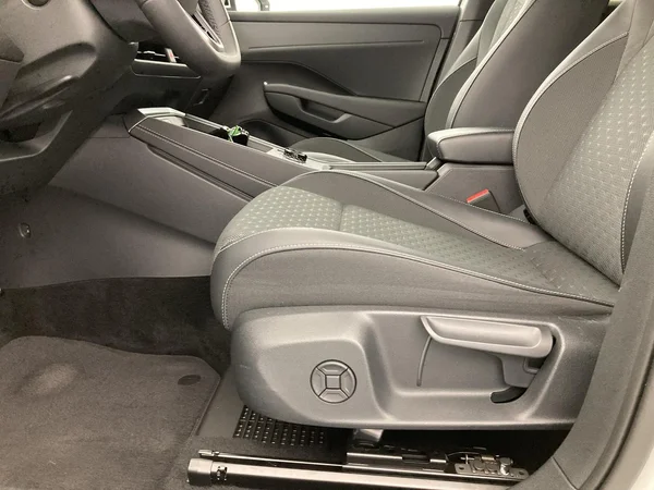 VOLKSWAGEN T-Roc (2026) — foto 36 van 36