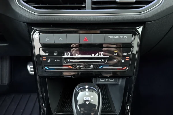 Volkswagen T-Cross (2026) — foto 8 van 17