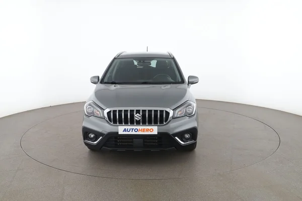 Suzuki SX4 (2018) — foto 15 van 16