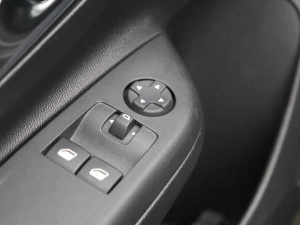 Opel Corsa (2023) — foto 18 van 34