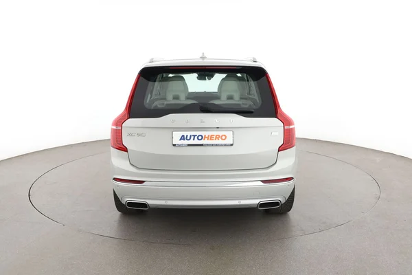 Volvo XC90 (2021) — foto 11 van 16