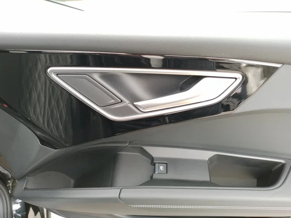 AUDI Q4 e-tron (2021) — foto 15 van 25
