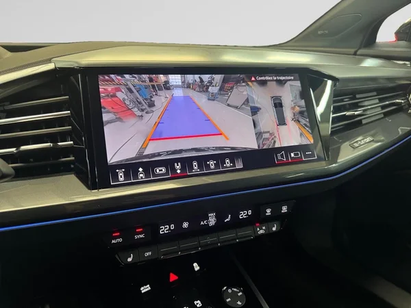 AUDI Q4 e-tron (2024) — foto 5 van 18