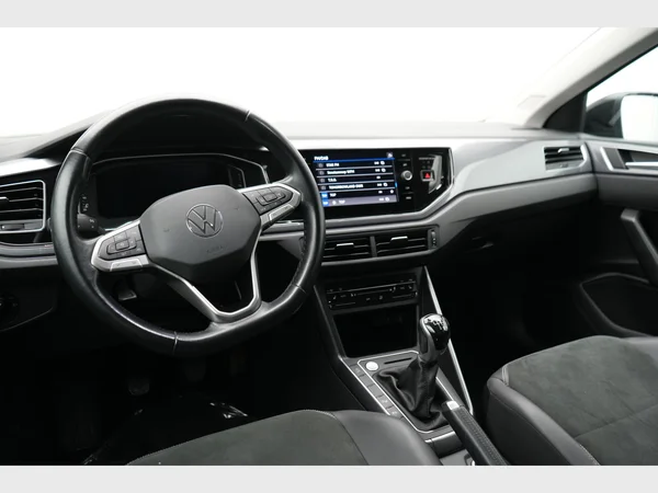 VOLKSWAGEN Taigo (2022) — foto 14 van 26