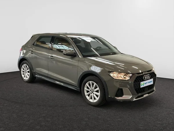AUDI A1 Allstreet (2023) — foto 18 van 20