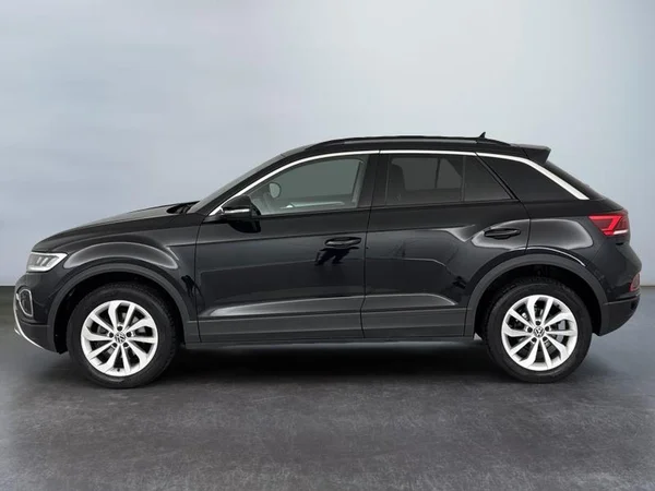 VOLKSWAGEN T-Roc (2024) — foto 19 van 23