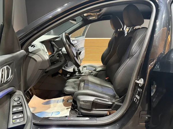 Bmw 118 (2021) — foto 23 van 25