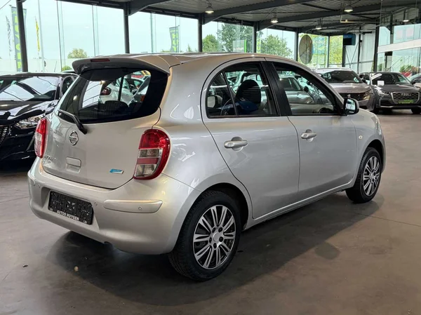 Nissan Micra (2013) — foto 3 van 10
