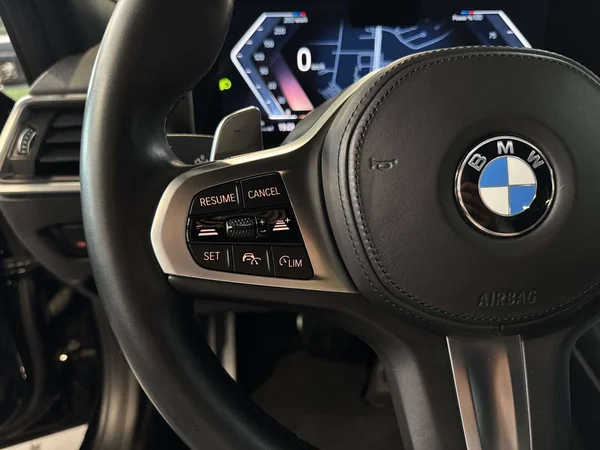 BMW 320 Touring (2022) — foto 13 van 20