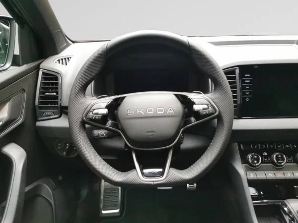 SKODA Karoq (2025) — foto 7 van 15