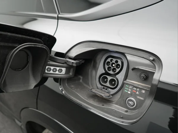 AUDI Q6 Sportback e-tron (2025) — foto 6 van 34