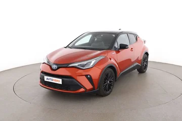 Toyota C-HR 478ab70f-4add-4c86-a052-1d2a3e5018f8