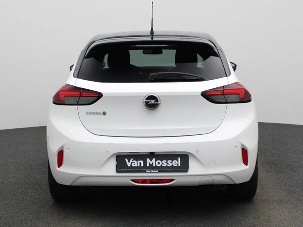 Opel Corsa-e (2023) — foto 36 van 40