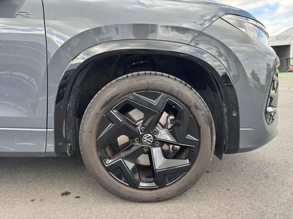 VOLKSWAGEN Tayron (2025) — foto 16 van 24
