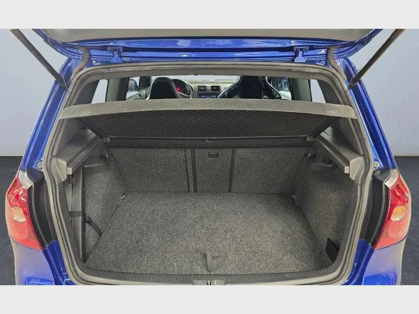 Volkswagen Golf R32 (2006) — foto 36 van 37
