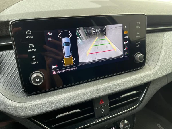 SKODA Kamiq (2026) — foto 8 van 11