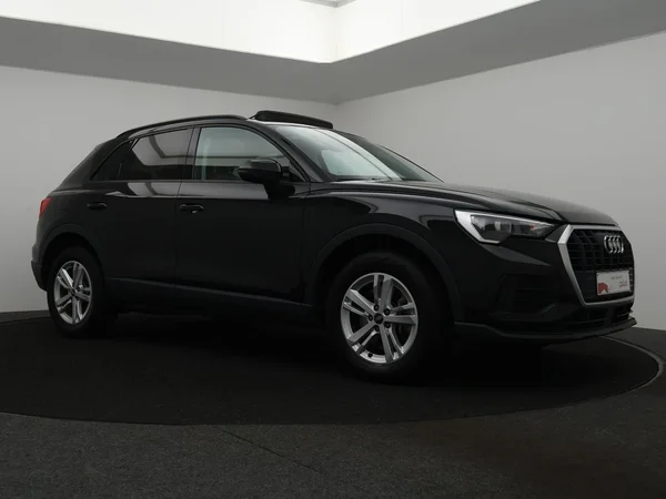 AUDI Q3 PHEV (2021) — foto 26 van 29