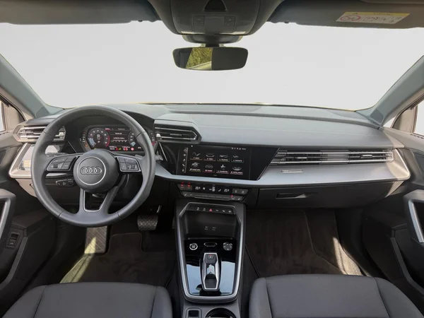 AUDI A3 Sedan (2025) — foto 12 van 17