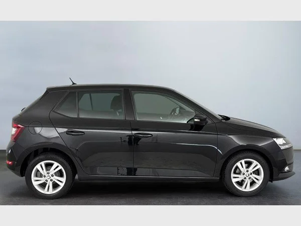 Skoda Fabia (2021) — foto 18 van 24
