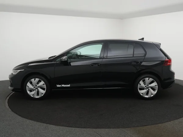VOLKSWAGEN Golf VIII (2026) — foto 17 van 25