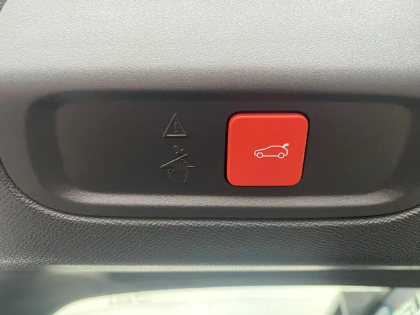 Peugeot 408 (2024) — foto 10 van 25