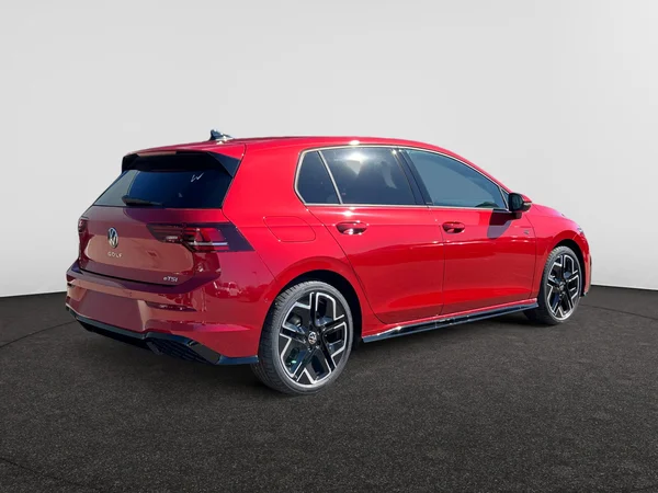 VOLKSWAGEN Golf VIII (2026) — foto 9 van 16