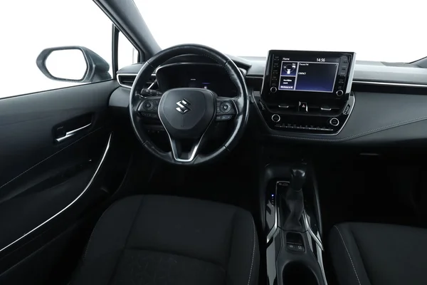 Suzuki Swace (2022) — foto 4 van 16