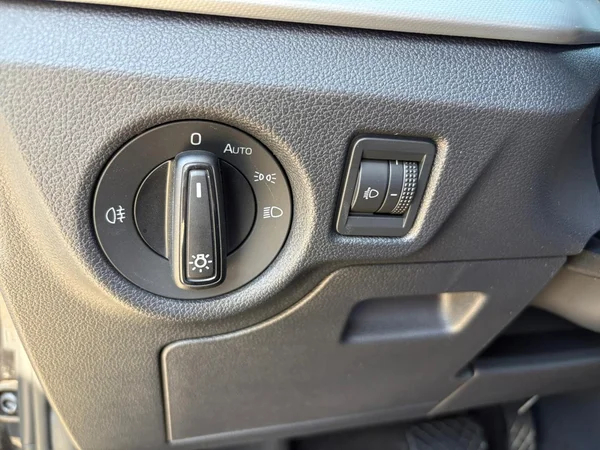 SKODA Kamiq (2023) — foto 13 van 15